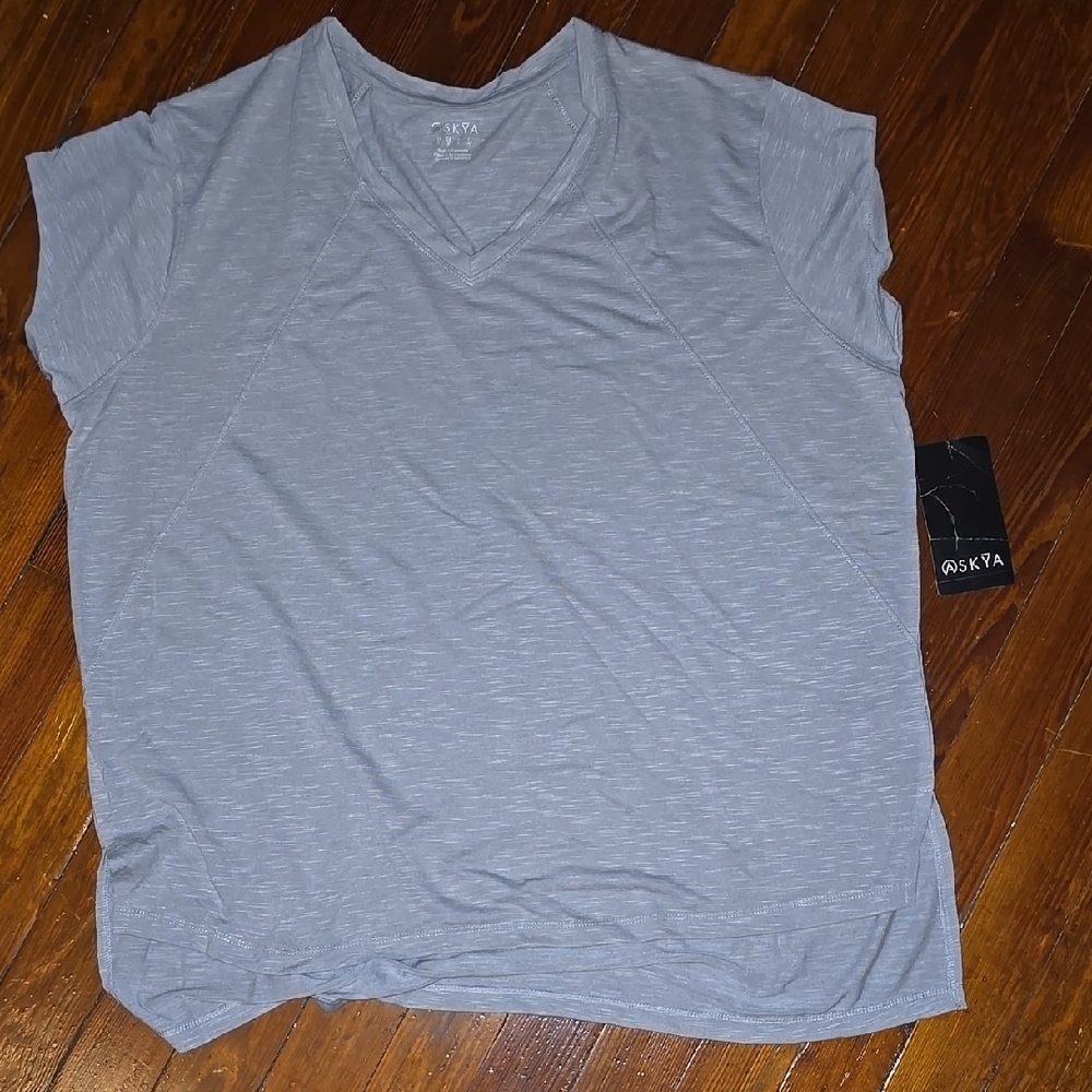 Skya Top